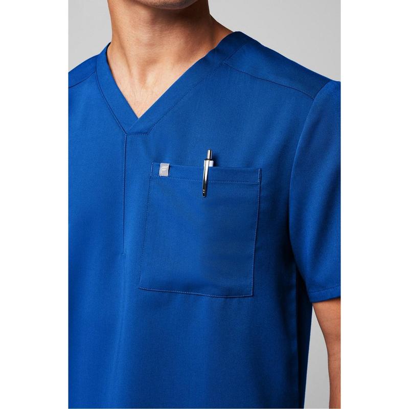 Fabletics Men's Helix 1-Pocket Scrub Top