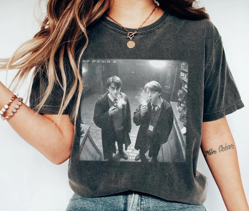 Harry and Ron Smoking Shirt Potter Tshirt Wizarding Fan Shirt Potterhead Christmas Birthday Gift Potter Book Funny 90s Vintage Meme Shirt