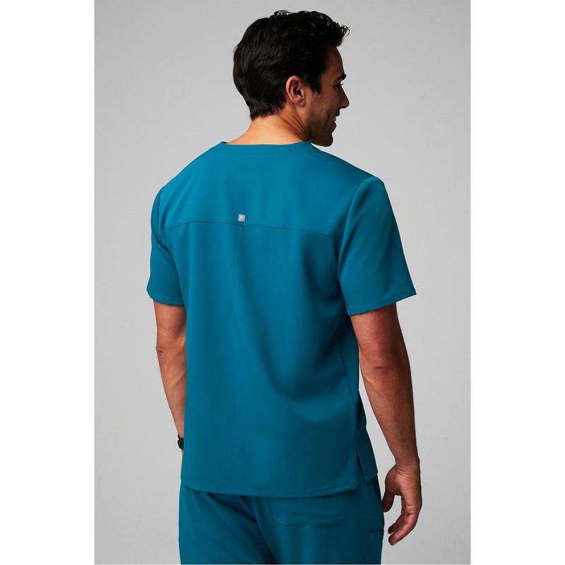 Fabletics Men's Helix 1-Pocket Scrub Top