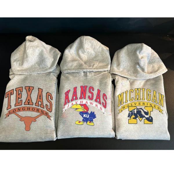 Vintage College Football Hoodie, New Retro Style Hoodie, Vintage University of NCAA Hoodie, Vintage Graphic Hoodies, Texas, Kansas, Michigan, LSU, FSU, Kentucky, Uconn, Arizona Hoodie, Unisex Hoodie For Men And Women