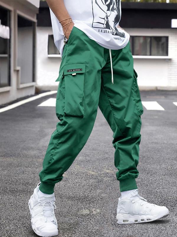 Men's Plain Loose Patched Flap Pocket Drawstring Waist Cargo Pants, Drippy Outfits, Mens Clothing, Casual Street Wear Jogger Pants for Fall, Going Out Outfit, Mens Fall Clothing, Fall Outfits 2024, Back To School Outfits