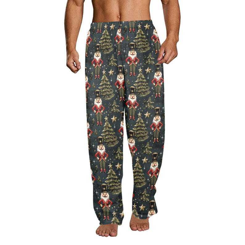 00Nutcracker00 Christmas Men Pajamas Pants, Xmas Trees Green Gold Stars PJ Pockets Sleep Lounge Trousers Guys Male Matching Sleepwear Bottoms