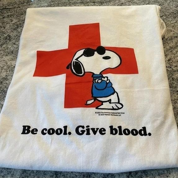 Joe Cool Snoopy T-Shirt Be Cool & Support American Red Cross with Blood Donation , T-Shirt For Unisex , Gift For Men , Gift For Women Menswear Top