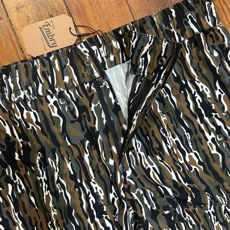 Embry Ranch Men Camo Shorts - Perfect for Hunting and Outdoor Activities - Bottom, Womenswear