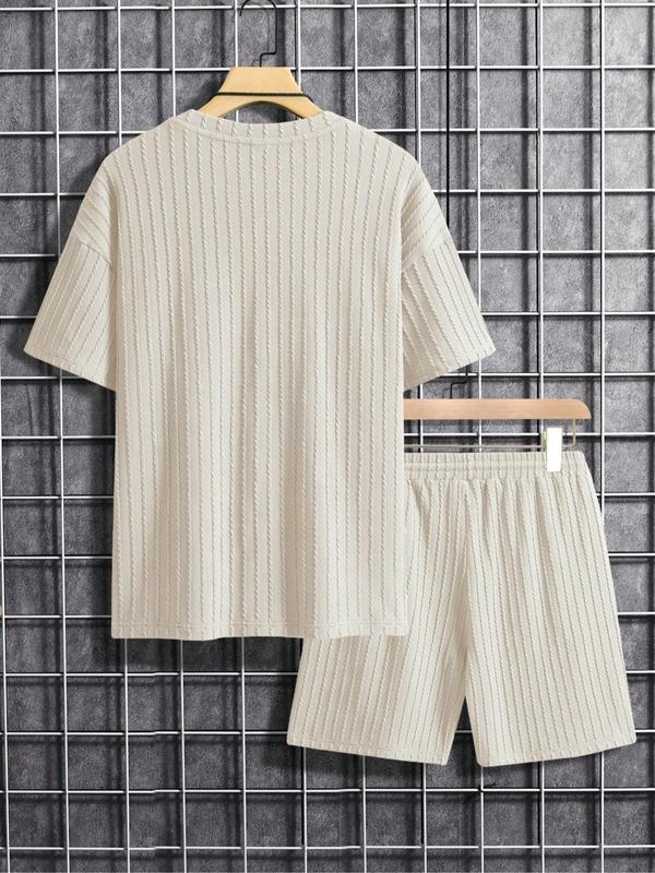 2 Piece Set Men's Textured Patched Two-piece Set, Casual Regular Fit Short Sleeve Drop Shoulder Crewneck Tee & Drawstring Pocket Shorts for Formal Wear, Outfit Sets for Men, Summer Men's Streetwear Clothes, Menswear Suits