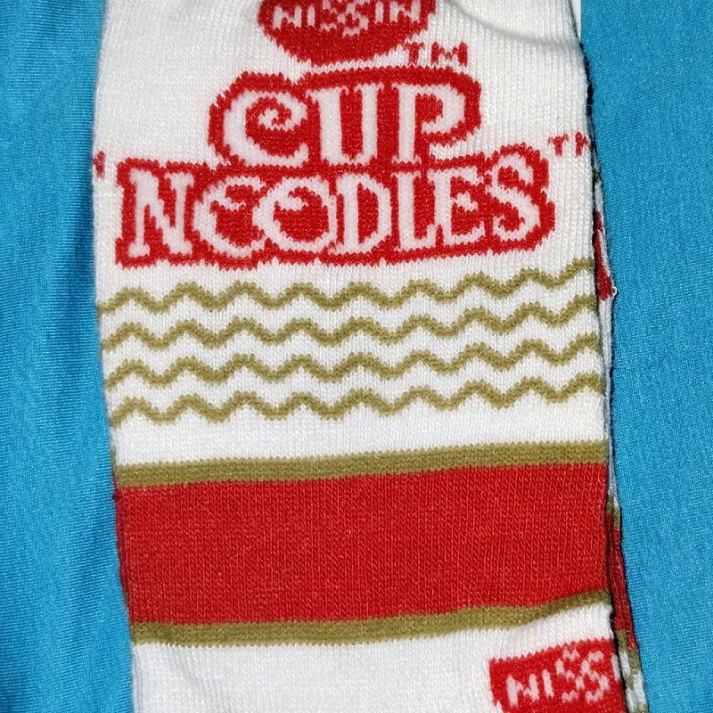 Odd Socks Lunch Snacks Men's crew socks size 6-12 from Noodles to Jello