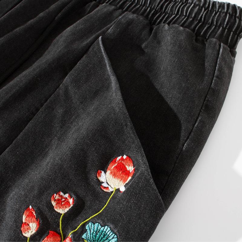 Niepce Streetwear Pants Stone Washed Grey Denim Jeans Joggers with Japanese Embroidery Lotus Flowers