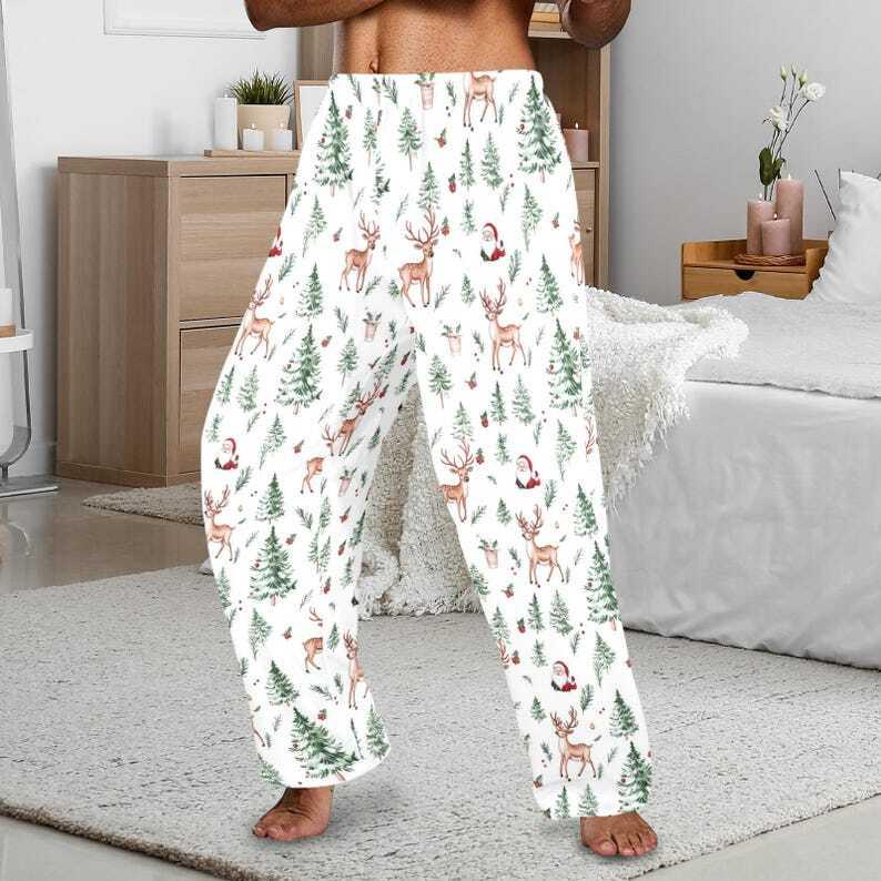 White Christmas Men Pajamas Pants, Santa Claus Trees Reindeer Xmas PJ Pockets Sleep Lounge Trousers Guys Male Matching Sleepwear Bottoms, XS-5XL