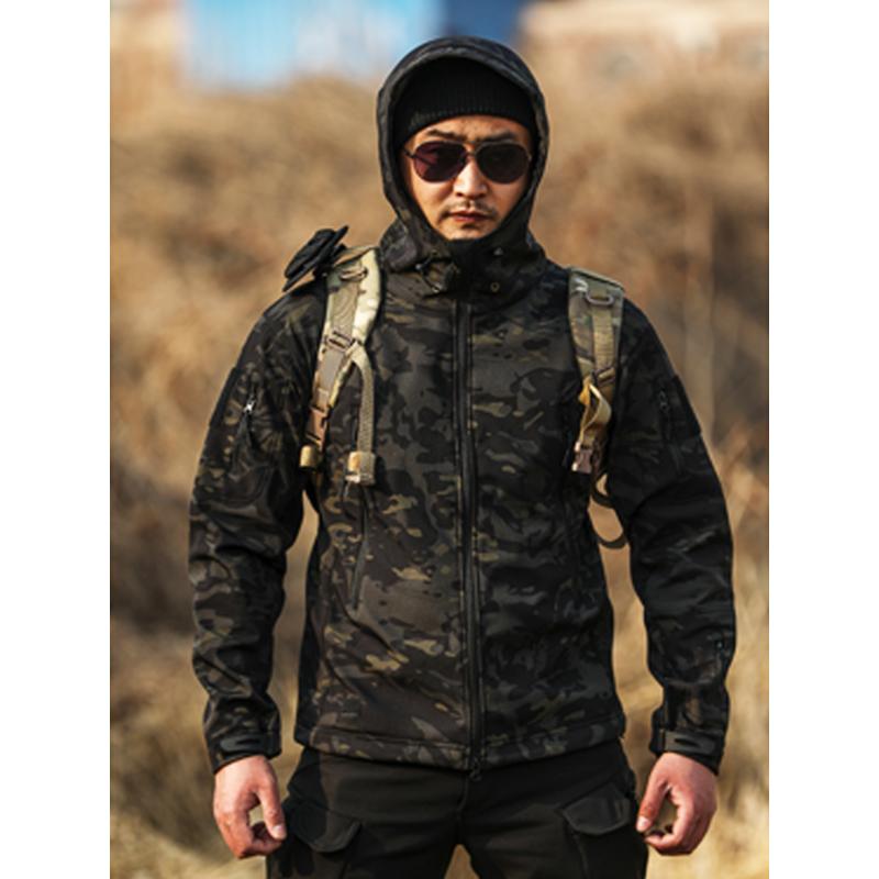 Men's Ultimate Camo Sharkskin Outfit - Windproof, Waterproof, Warm & Breathable Hooded Jacket with Fleece-Lined Pants Set for Hiking, Hunting, Camping | Durable, Comfortable & Versatile