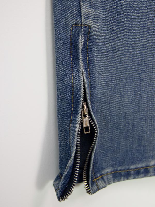 Men's Retro Washed Straight-Leg Jeans with Split Zipper at the Trouser Hem