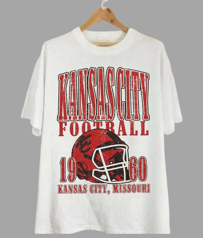 Vintage All Teams Football T-shirt, Sport All Team T-Shirt, Crewneck Sport Classic T-Shirt, Unisex T-shirt, For Men And Women, Gifts For All