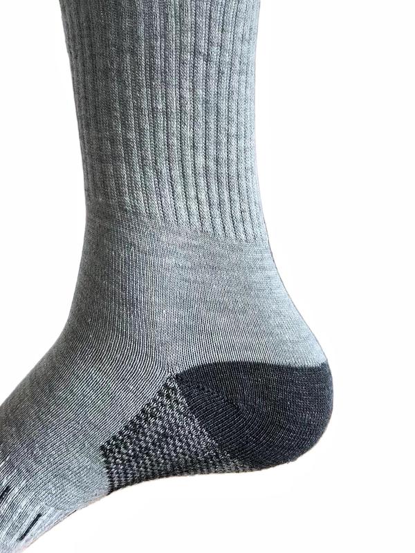 Men's Colorblock Crew Socks, Casual Moisture Wicking Socks, Soft Comfy Breathable Socks for All Seasons Daily Wear