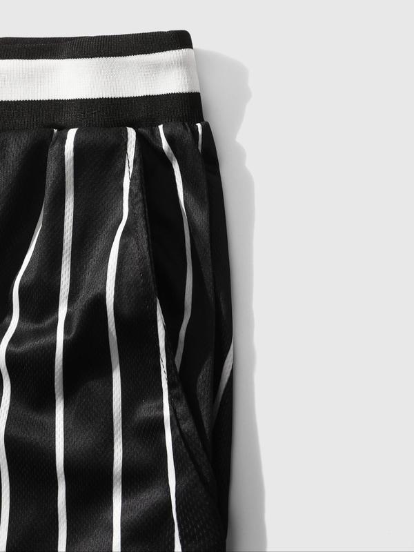 Men's Striped Print Pocket Drawstring Waist Shorts, Loose Casual Street Straight Leg Shorts for Summer, Fashion Men's Bottoms for Daily Wear