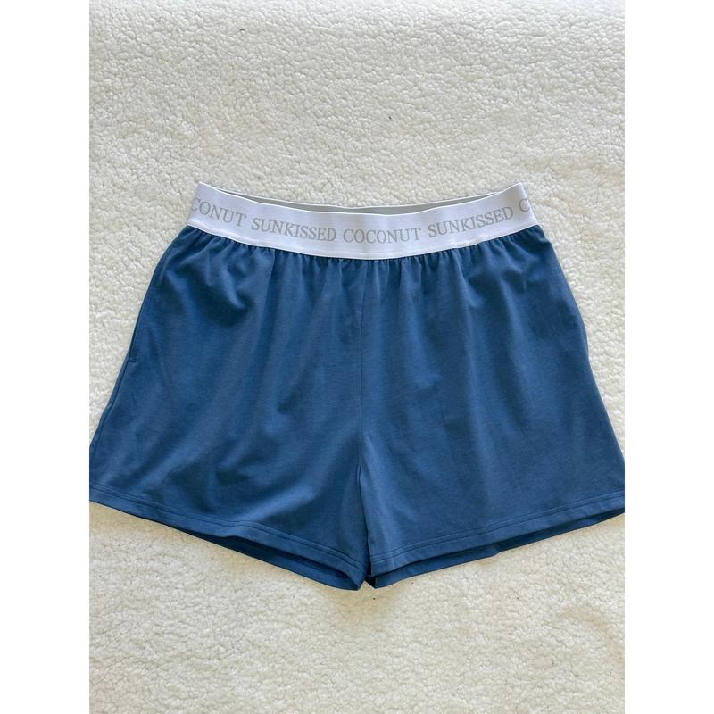 Hamptons Blue Basic Watercolor shorts